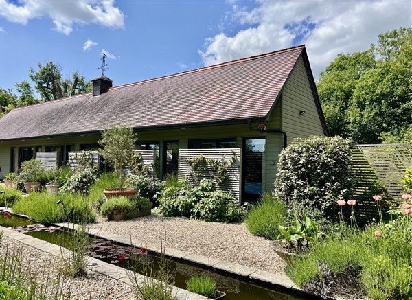 Beauvoir Court Stables, Dorchester