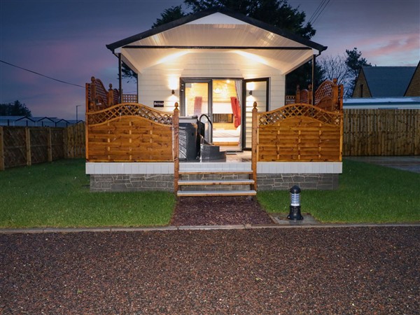 Binevanagh Cabin, 