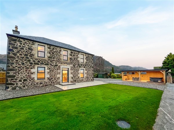 Blairmains Farmhouse in Stirlingshire