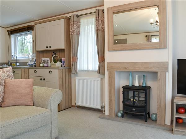 Bluebell Lodge in South Cerney, near Cirencester, Gloucestershire