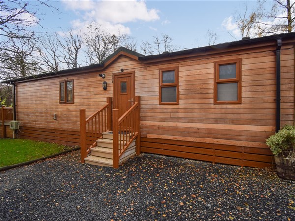 Bluebird Lodge 2, Water Yeat