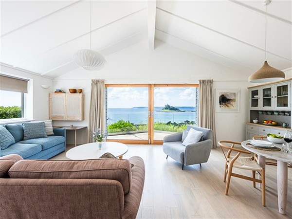 Bosworgy Bay in Cornwall