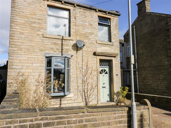 Boundary Cottage in Golcar, West Yorkshire