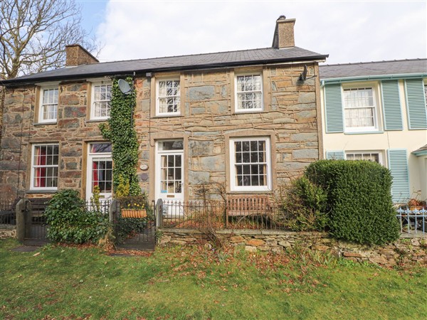 Brackenbury Cottage in Gwynedd