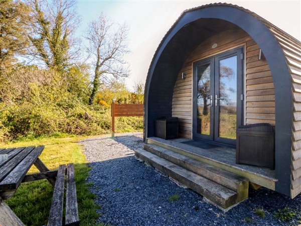 Bron Eifion Pod 4 in Gwynedd