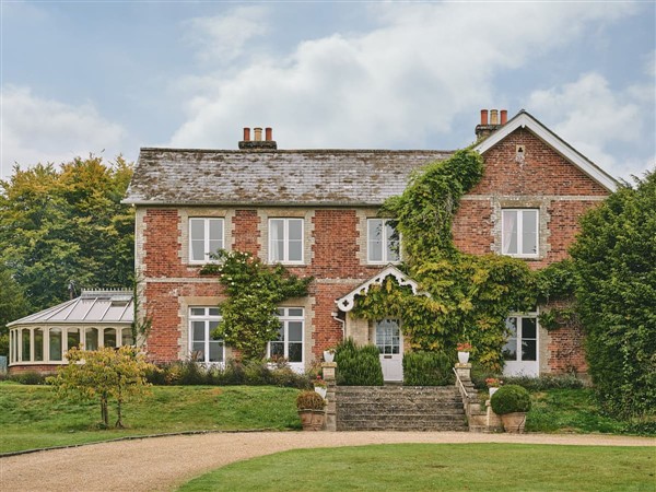 Brook Cottage in Dorset