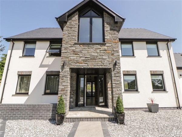 Brynseion Uchaf, 