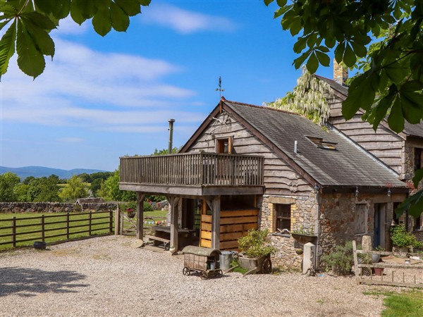 Buckleigh Lodge in Devon