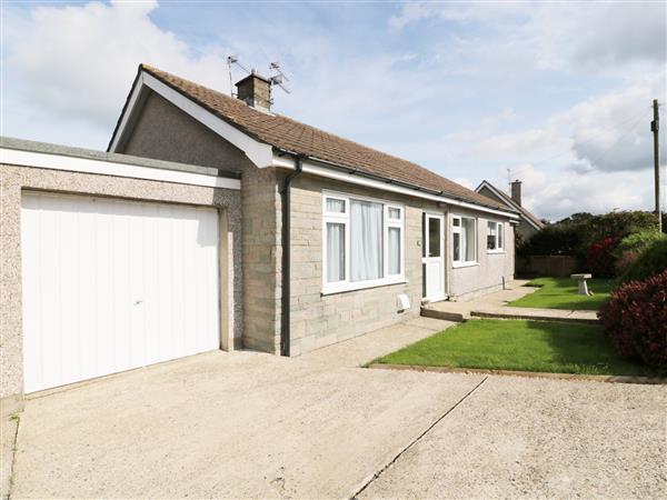 Bungalow in Fishguard, Dyfed