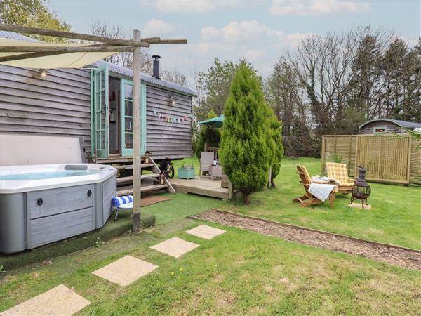 Burr 2 Shepherds Hut in Devon