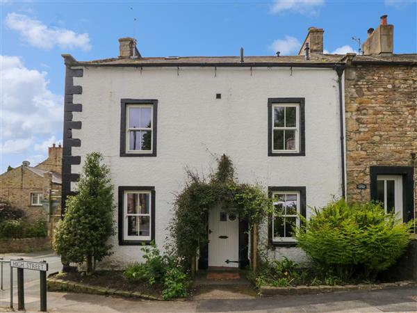 Burton House - North Yorkshire