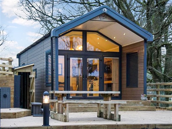 Cae Llwyn - Meadow Retreat in Powys