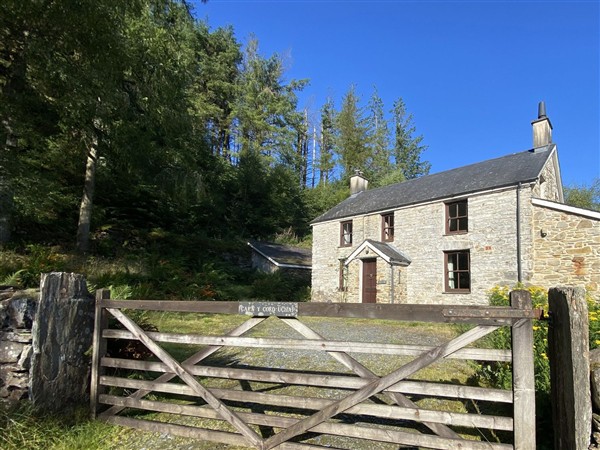Cae'n Y Coed Cottage in Gwynedd