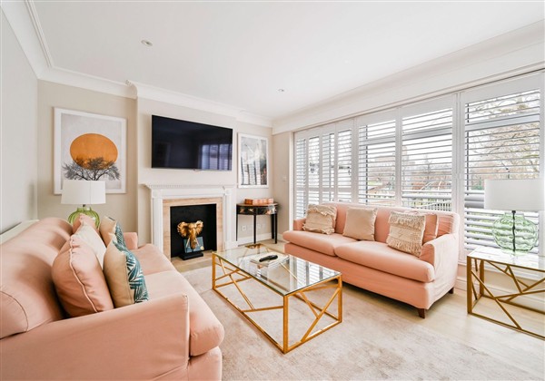 Cale Townhouse, London