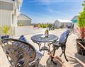 Enjoy a leisurely break at Calico Holiday Apartments - Evelyn; Cornwall