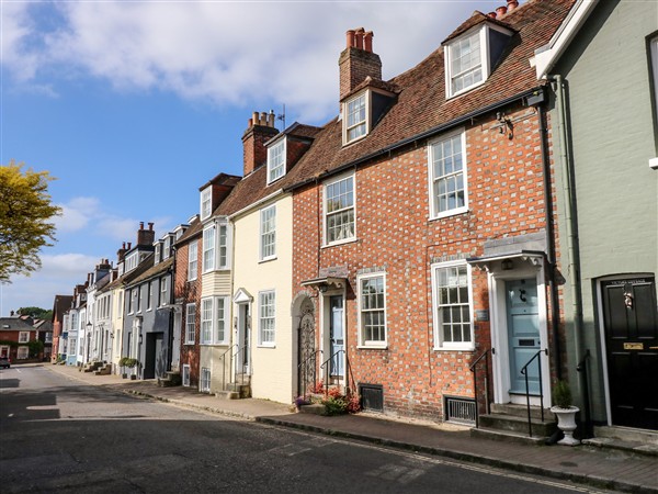 Captains Row in Hampshire