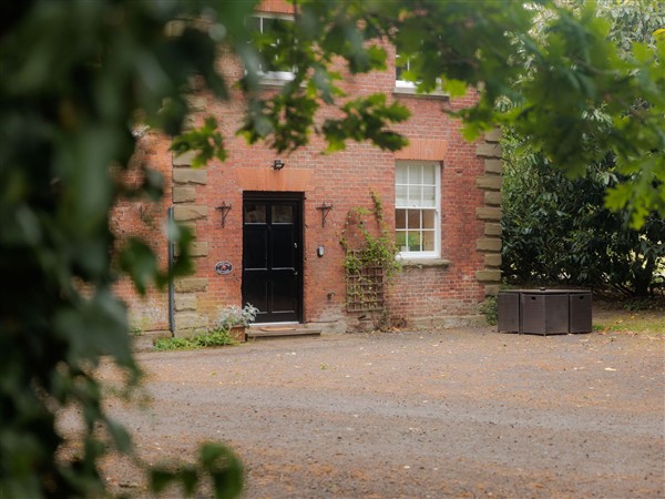Carriage Cottage, 