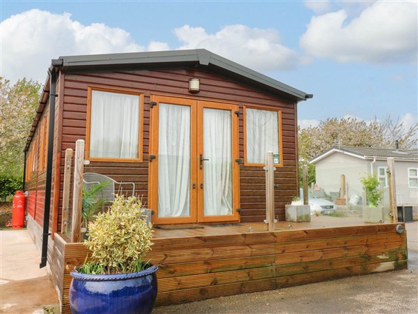 Cate's Cozy Cabin in High Hesket near Lazonby, Cumbria