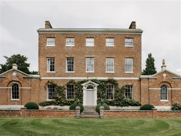 Cawood Hall in Lincolnshire