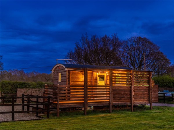 Cedar Lookout in Worcestershire