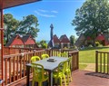 Unwind at Chalet 47 By The sea; Kent