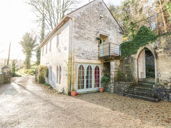 Chapel Cottage in Chalford, Gloucestershire