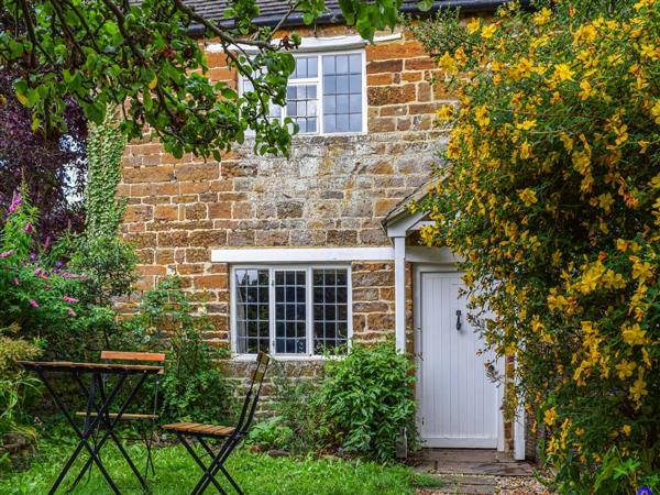 Cherry Tree Cottage in Northamptonshire
