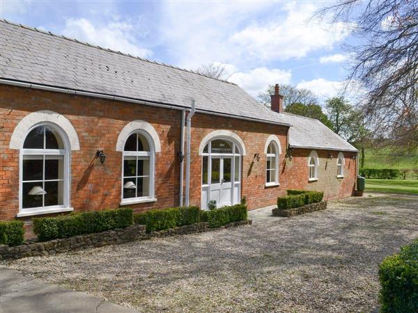Chestnut Farm Cottages - Binbrook House Mews in Binbrook, near Market Rasen, Lincolnshire