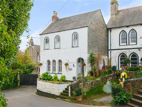 Clematis House in Cornwall