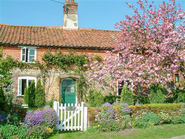 Clevency Cottages - Cherry Tree Cottage in Great Snoring, near Fakenham, Norfolk