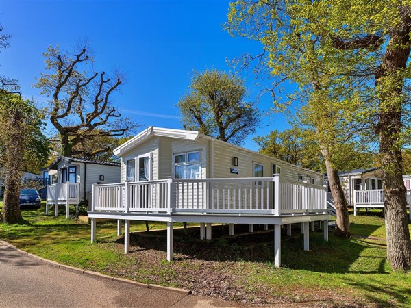 Cliffside Beau in Isle of Wight