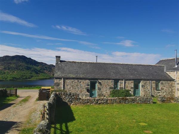 Coinean Cottage in Loch Ruthven, Inverness-Shire