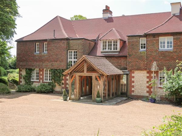 Coombe Place House in Meonstoke, Hampshire