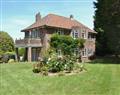 Corner Cottage in Totland Bay, nr. Freshwater - Isle of Wight