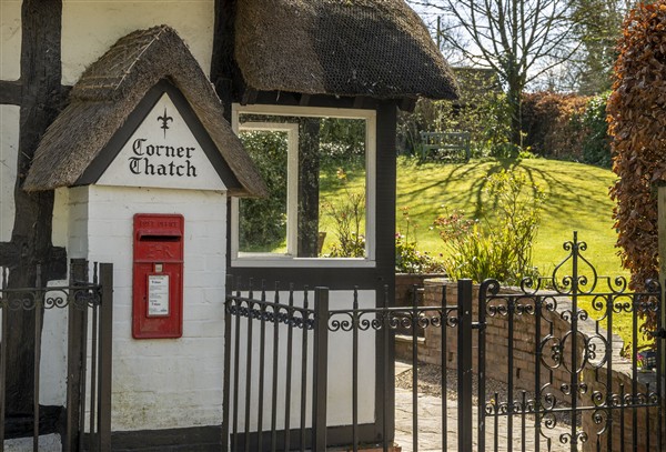 Corner Thatch, Abbots Morton