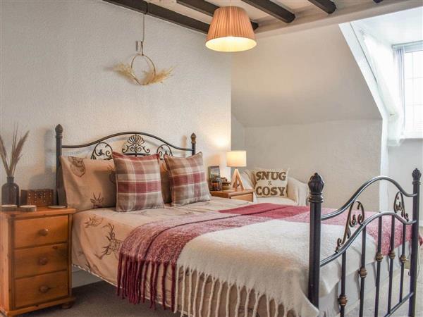 Cosy Beam Cottage in Cayton, North Yorkshire