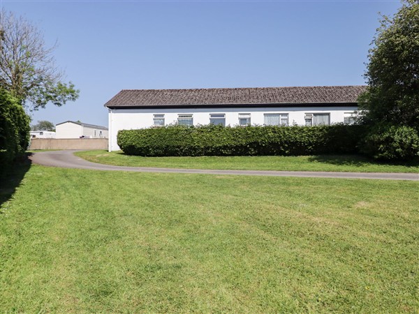 Cottage 1, 