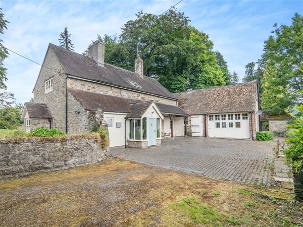 Court Cottage in Herefordshire