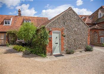 Courtyard Cottage In Binham Near Holt Norfolk Cottage Holidays Norfolk