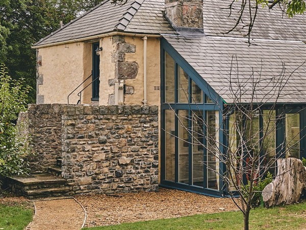 Creek Manor in South Glamorgan