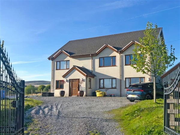 Cwtch Delfryn, Rhosammon, Ammanford