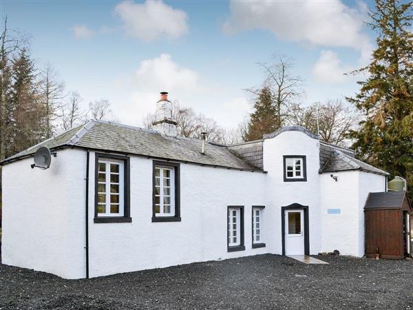 Dalnaglar Castle And Cottages - Tower Cottage in Glenshee, near Blairgowrie, Perthshire