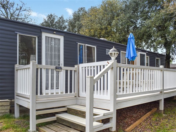 Destiny's Retreat in Isle of Wight