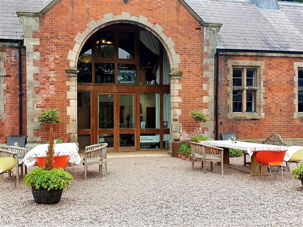 Diamond Lodge, 