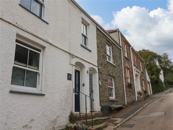 Dolphin Cottage, 