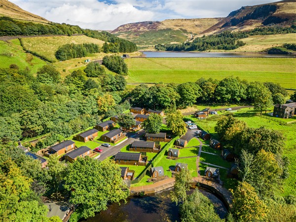 Dovestone Secluded Spa 6 (Lodge 14) in Lancashire