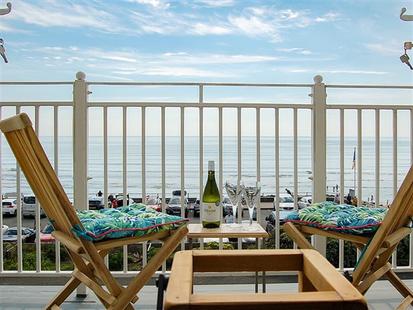 Driftwood Designer Apartment in Gwynedd