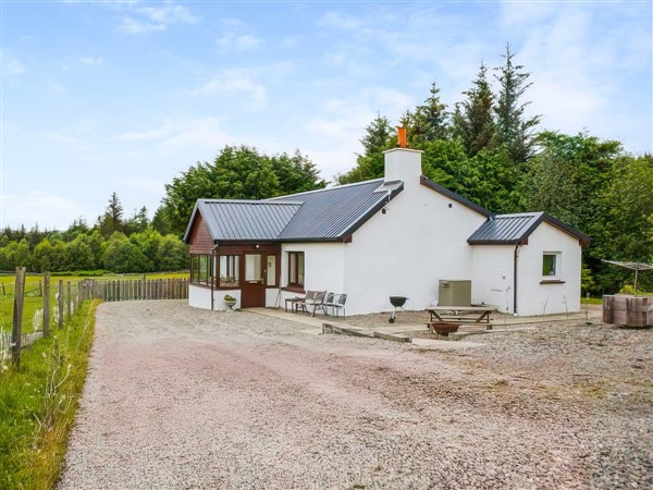 Drumlea Cottage in Bonar Bridge, near Lairg, Ross-Shire