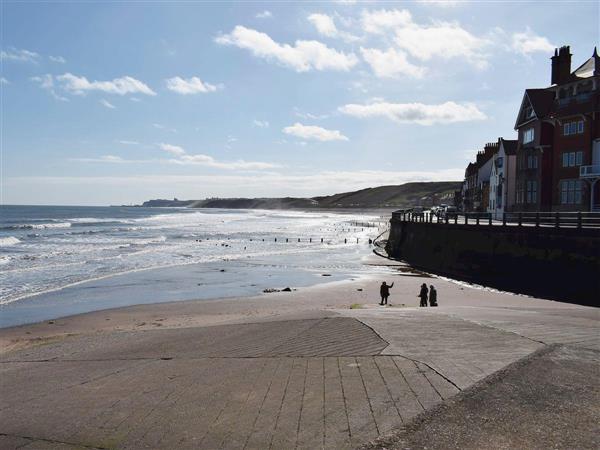 East Cliff View in Whitby, Yorkshire, North Yorkshire sleeps 4