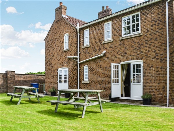 Eastfield Cottage in North Humberside